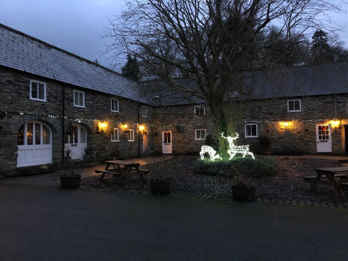 Bryn Melyn Farm Cottages Bala Eksteriør bilde